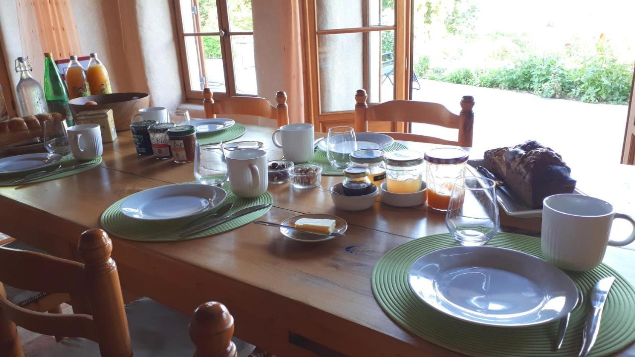 Domaine De Montvianeix Bed & Breakfast Saint-Victor-Montvianeix Luaran gambar