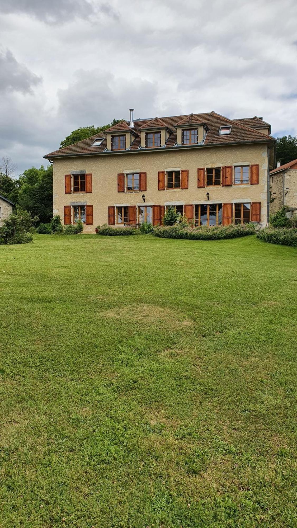 Domaine De Montvianeix Bed & Breakfast Saint-Victor-Montvianeix Luaran gambar