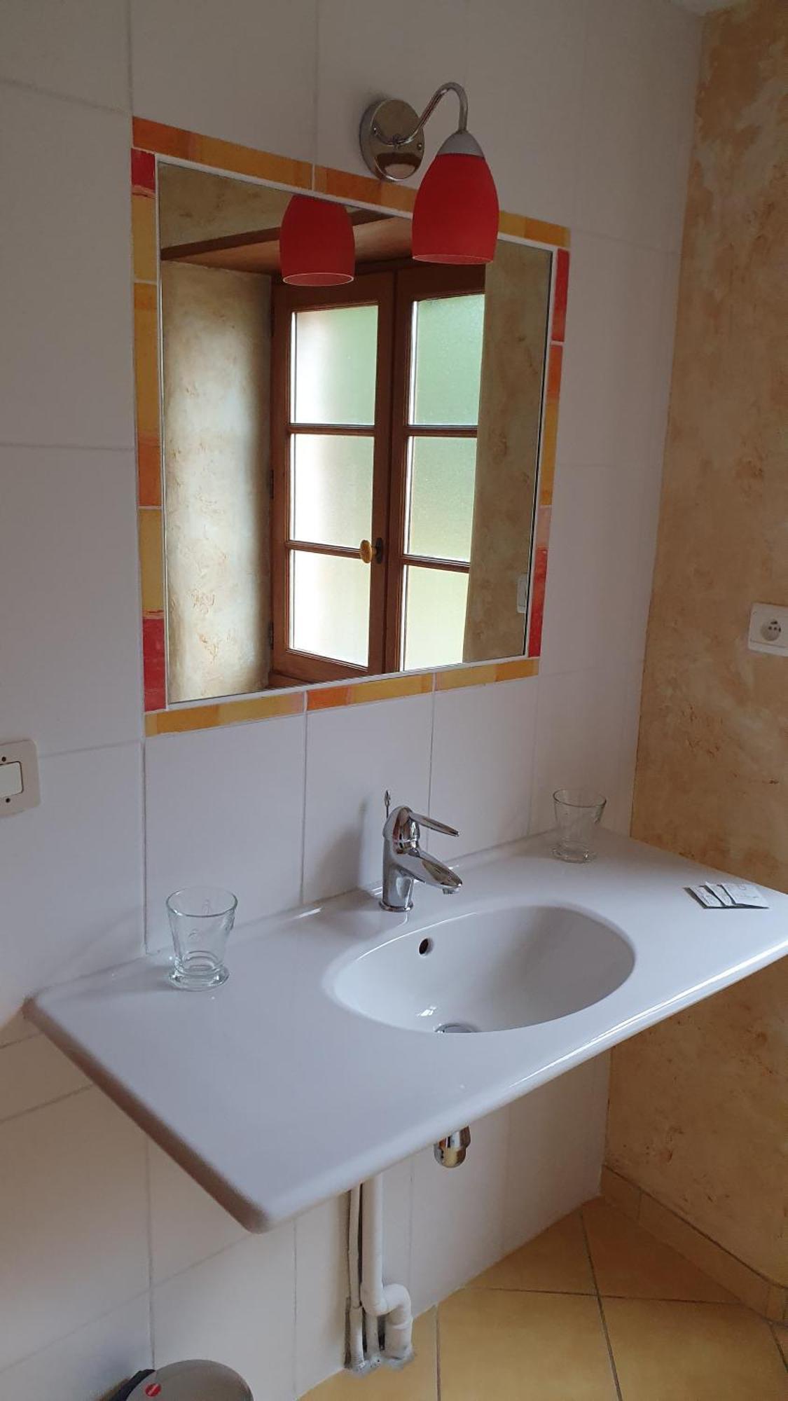 Domaine De Montvianeix Bed & Breakfast Saint-Victor-Montvianeix Bilik gambar
